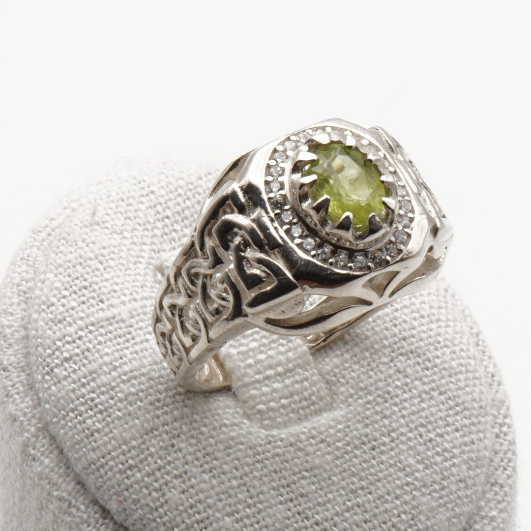 925 Silber Herrenring mit echtem Peridot - Zabarjad