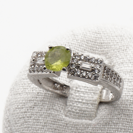 925 Damen Ring mit echtem Peridot - Zabarjad