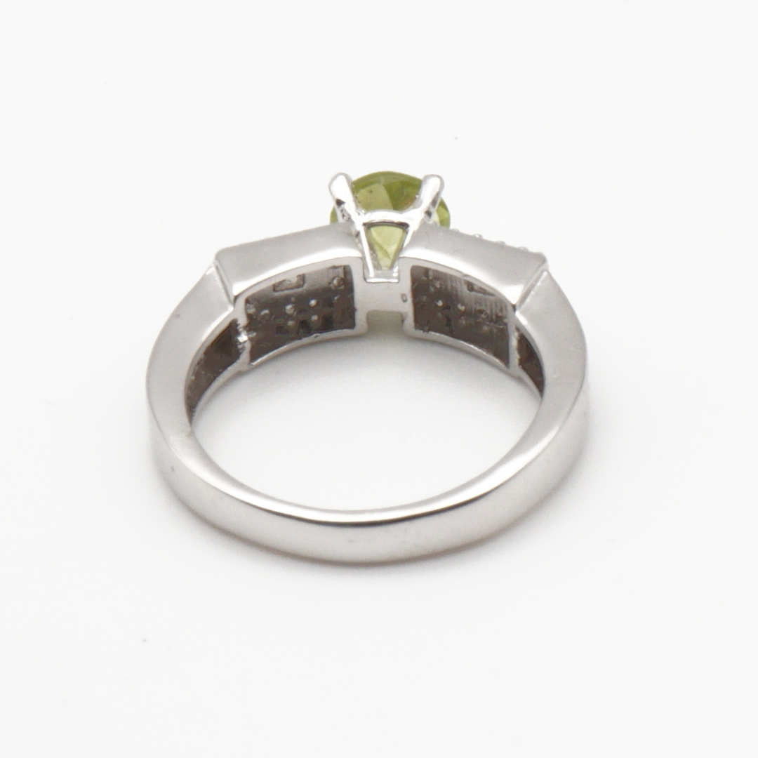 925 Damen Ring mit echtem Peridot - Zabarjad