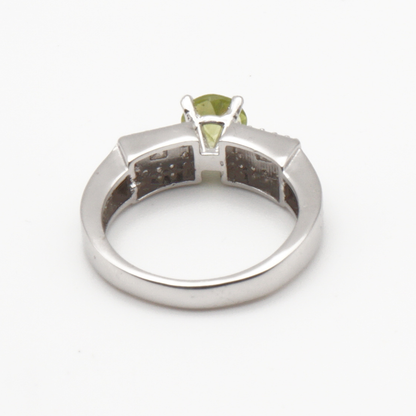 925 Damen Ring mit echtem Peridot - Zabarjad