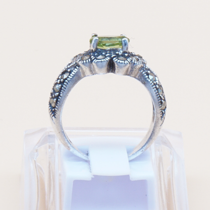 925 Damen Ring mit echtem Peridot - Zabarjad - Handarbeit