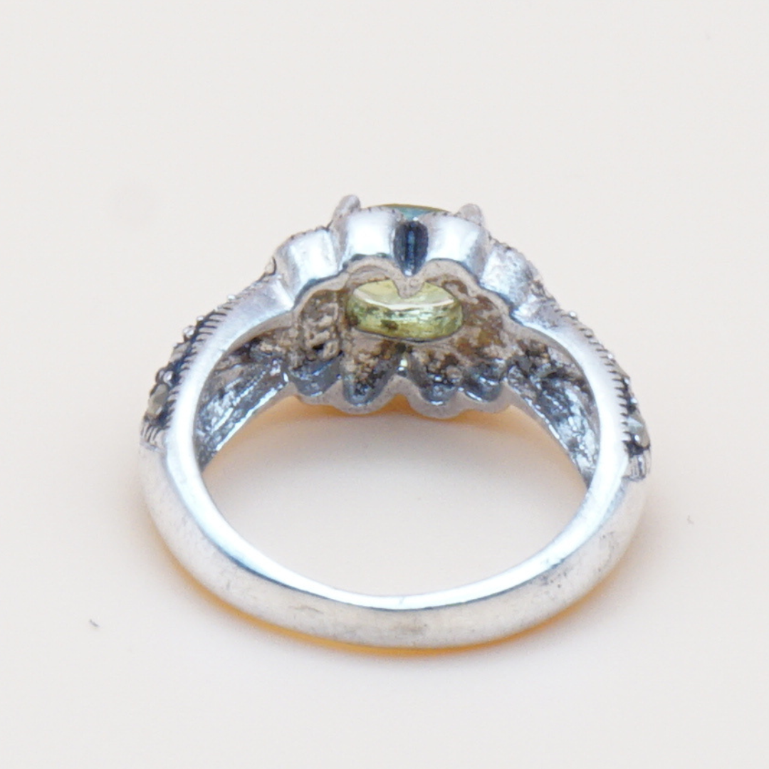 925 Damen Ring mit echtem Peridot - Zabarjad - Handarbeit