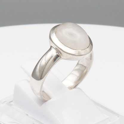 925 Silber Massiver Damen Ring mit echtem Mondstein - Handarbeit