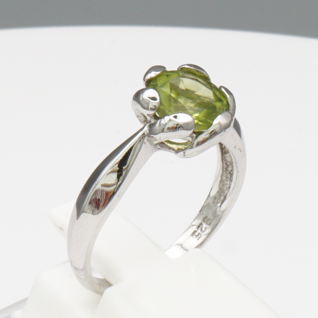 925 Damen Ring mit echtem Peridot - Zabarjad
