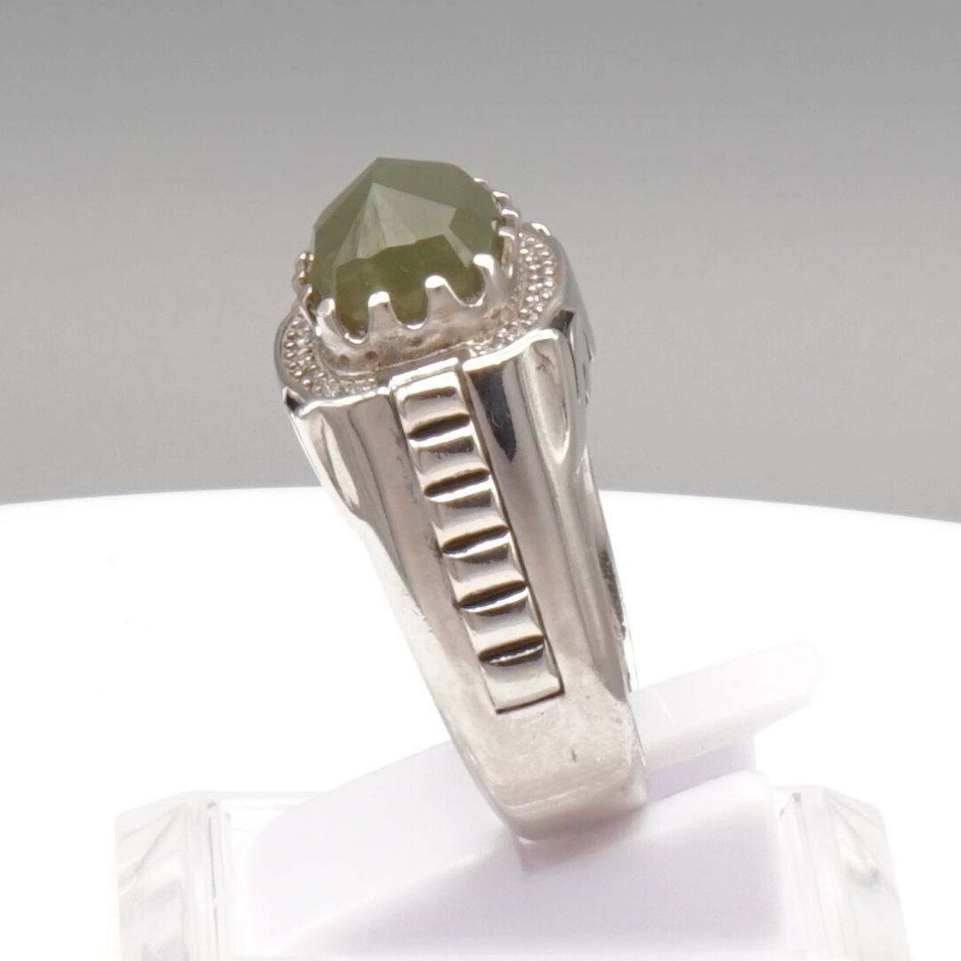 Massiver 925 Silberring mit Jade – Handarbeit
