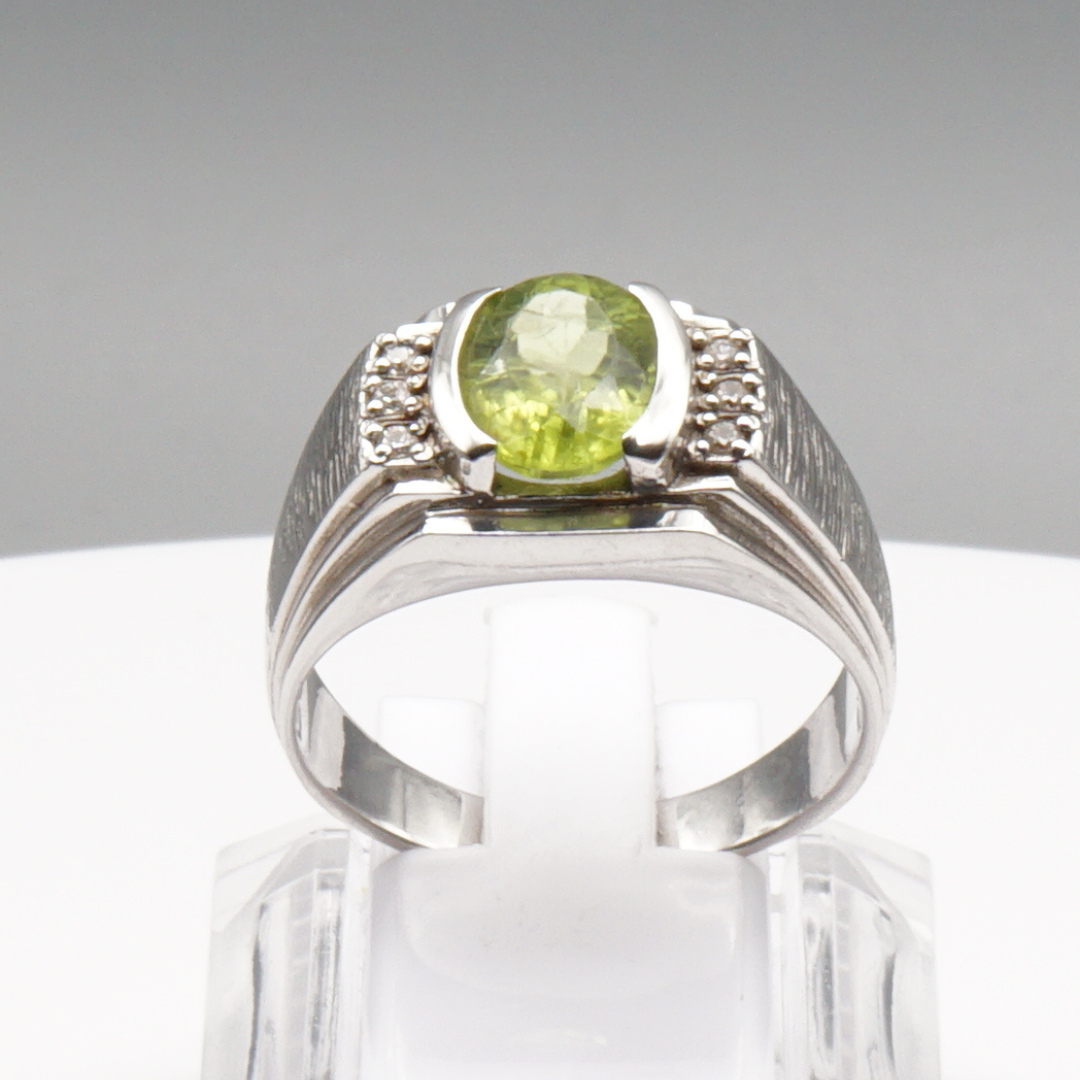 925 Silberring mit echtem Peridot und 6 Zikronia-Steinen