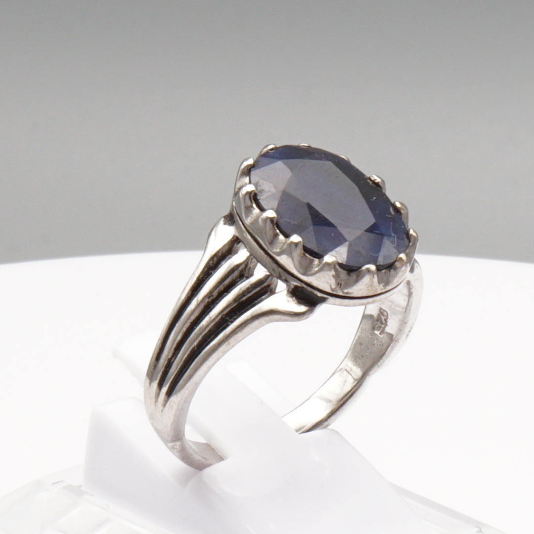 925 Silberring mit natürlichem Saphir